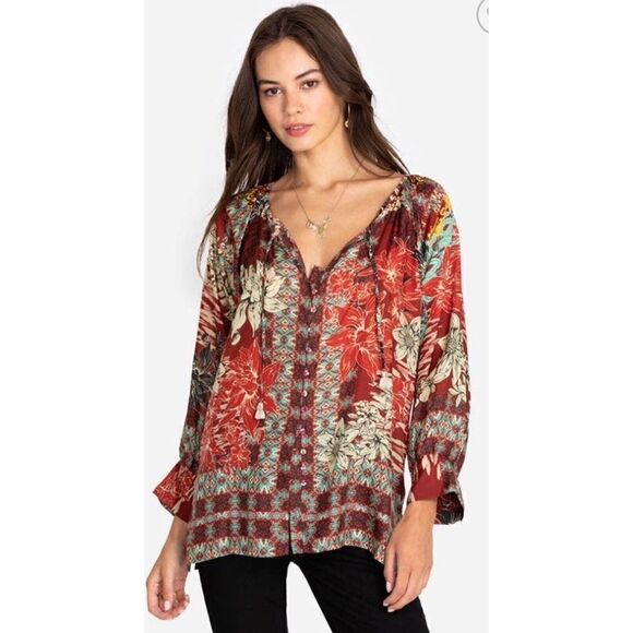 Johnny Was Silk IKAT Blise Blouse Gorgeous Rich Red Colors Classic Fit Boho XS - Picture 3 of 9